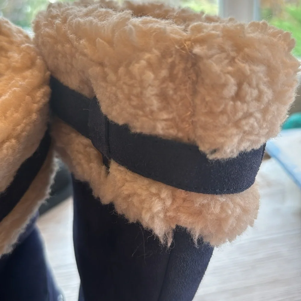 BEARPAW  Blue Suede Boots size 7